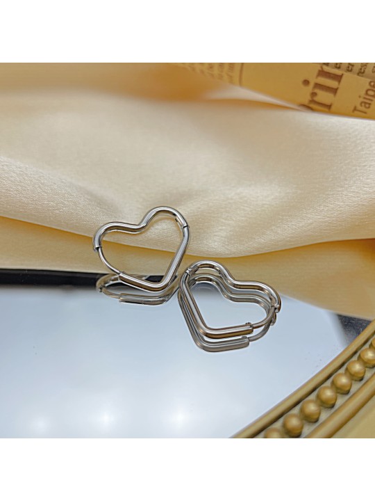 UN Jewelry Korean Fashion Instagram Style Love Titanium Steel Earrings Simple Stainless Steel New Product Versatile Earrings for Women